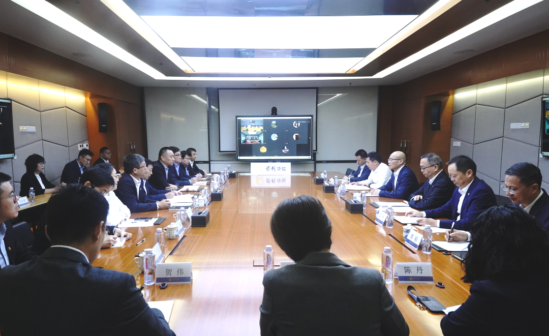 保利華信召開干部大會 宣布領(lǐng)導(dǎo)班子調(diào)整決定